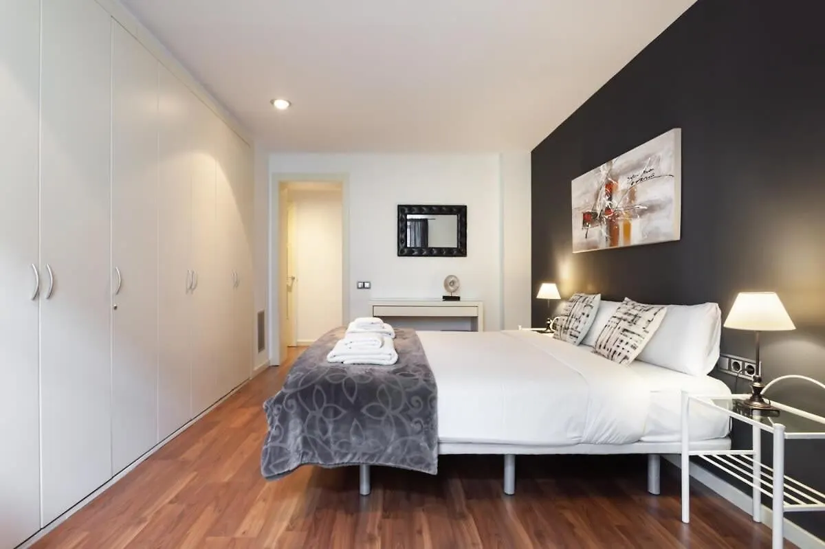 Apartment Placa Catalunya 3Bedroom Duplex With Balcony Spain